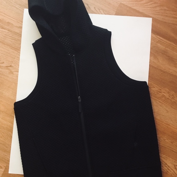 BLACKBARRETT by Neil Barrett Zip sleeveless hoody - Picture 2 of 8